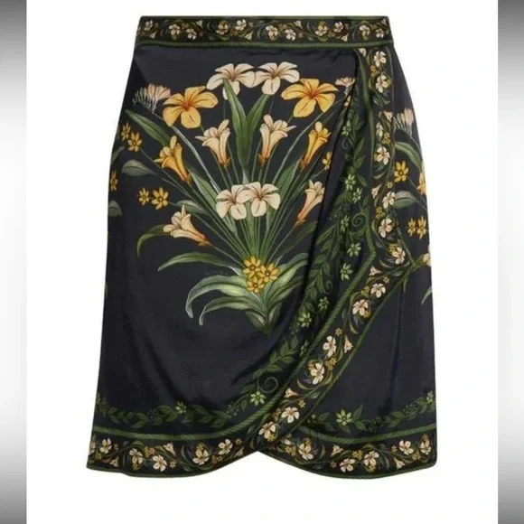 FARM Rio Floral Black Wrap Skirt - Picture 5 of 7